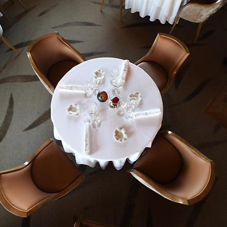 Logis Hotel Restaurant Au Boeuf Rouge Niederschaeffolsheim Eksteriør bilde