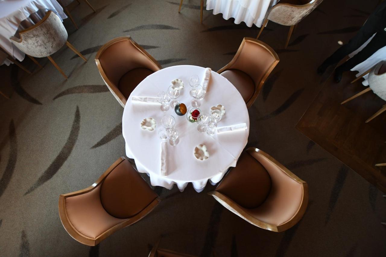 Logis Hotel Restaurant Au Boeuf Rouge Niederschaeffolsheim Eksteriør bilde